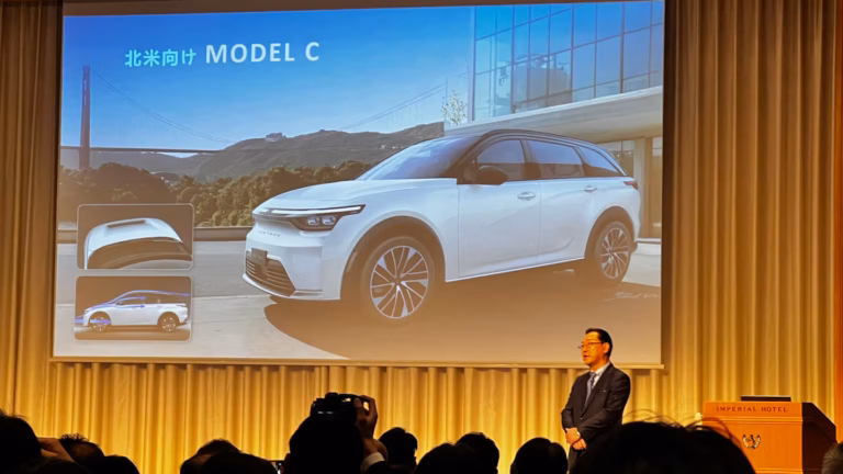 Foxconn planea dos vehículos eléctricos para EE. UU. mientras el fabricante del iPhone irrumpe en el mercado automotriz global y persigue a Nissan