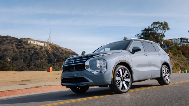 Mitsubishi suspende la importación de Vehículos Nuevos