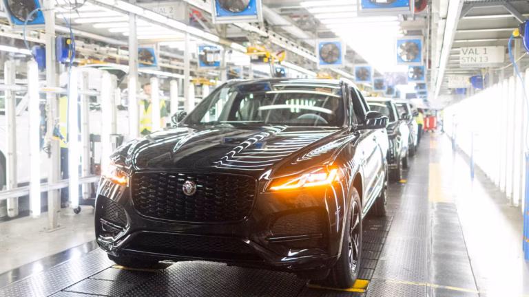 Así están los aranceles automotrices globales después del acuerdo comercial entre Estados Unidos y el Reino Unido