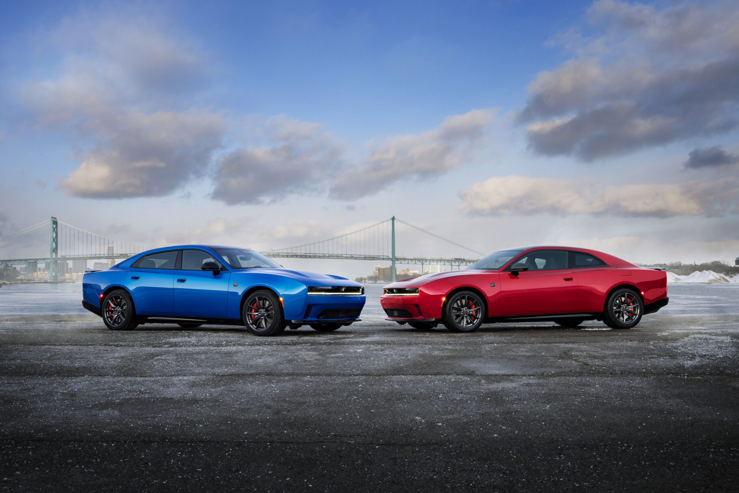 Dodge presenta el nuevo Charger Daytona Sedán 2026: el único muscle car de cuatro puertas del mundo