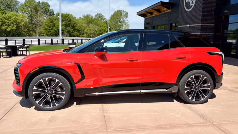 Chevrolet Blazer SS EV 2025: El alto rendimiento avanza hacia el futuro