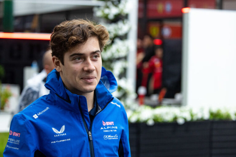 Para James Vowles, Alpine sigue siendo el team ideal para Colapinto pese a la inestabilidad del equipo