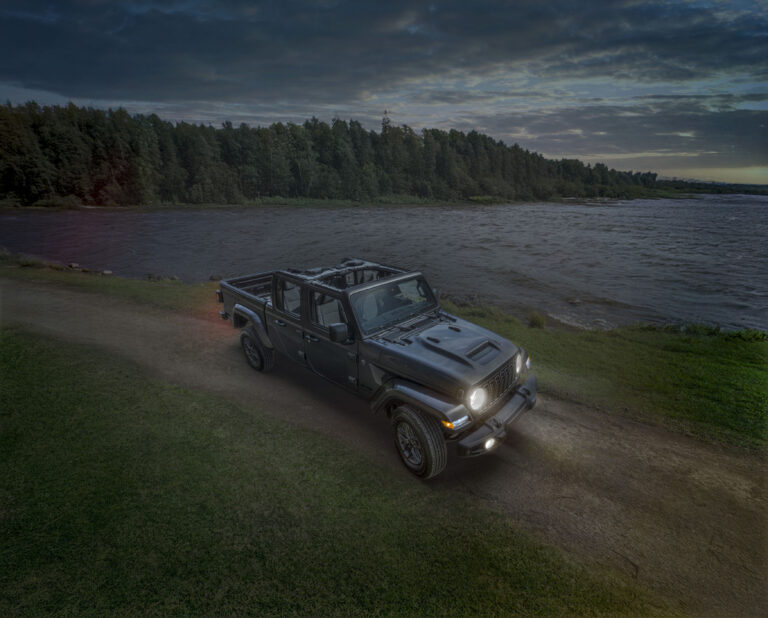 Jeep Gladiator Dark Sky se presenta con una apariencia imponente y un valor impresionante