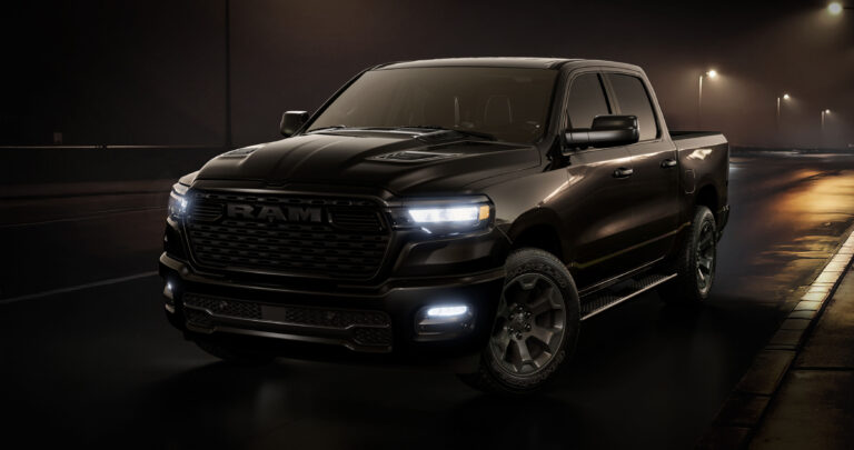 La Ram 1500 Express regresa en negro junto con otros cuatro colores