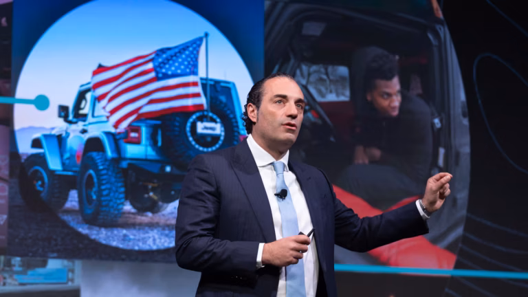 Antonio Filosa, CEO de Stellantis, nombra un equipo de liderazgo