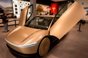 Los viajes en robotaxi público de Tesla comenzarán tentativamente el 22 de junio, dice el CEO Musk