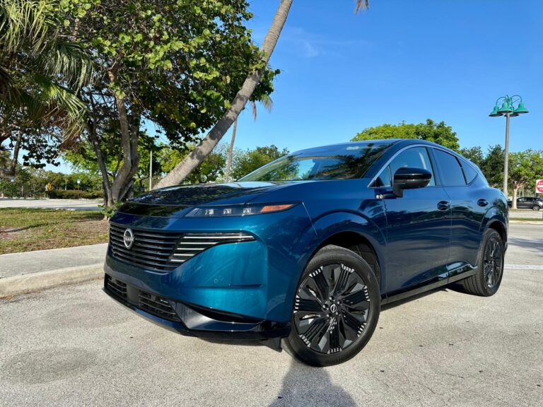 Nissan Murano Platinum AWD 2025: Elegancia, Potencia y Tecnología en un solo SUV