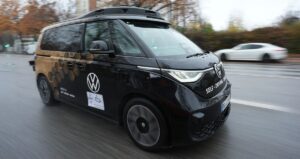 VW Presenta Robotaxis Dirigidos a Empresas de Movilidad Compartida