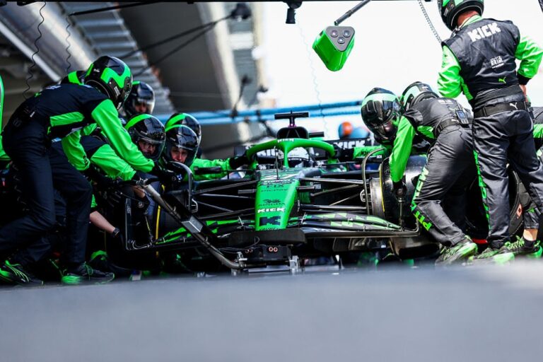 Sauber inaugura un centro tecnológico en el Reino Unido como parte de su transición hacia Audi F1