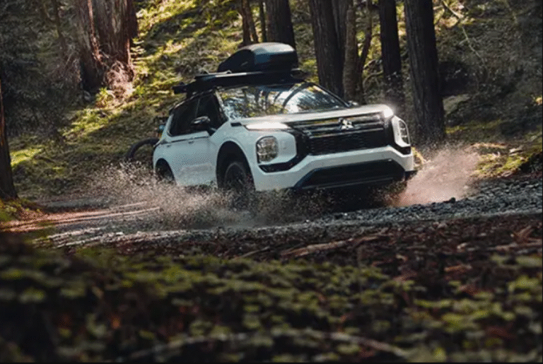 Mitsubishi Outlander Trail Edition 2025: espíritu aventurero con tracción total S-AWC y estilo exclusivo