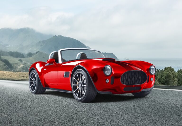 El renacer del AC GT Roadster se presenta en Pebble Beach 2025