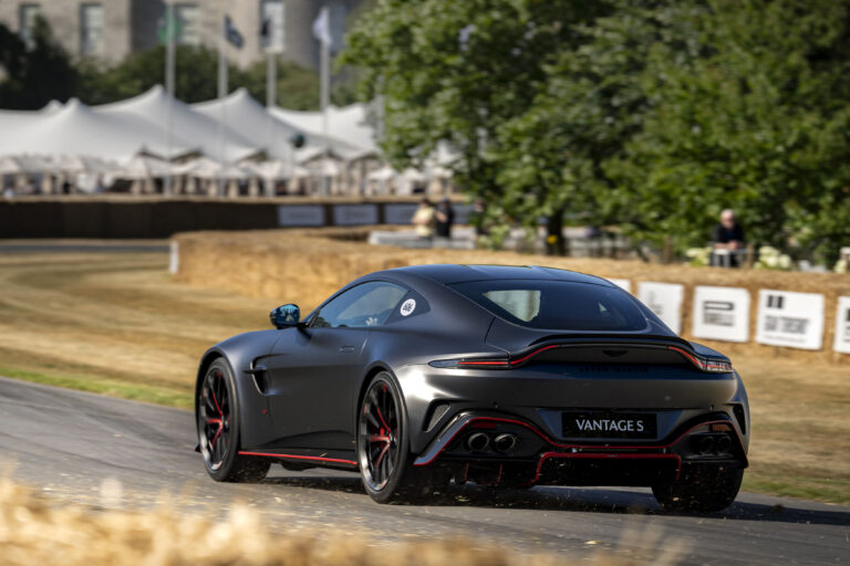Aston Martin celebra 75 años en América en Monterey Car Week 2025