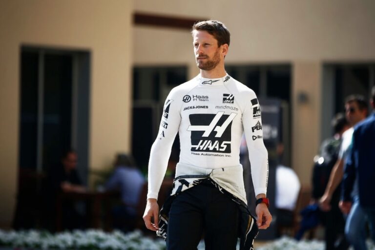 Romain Grosjean vuelve a subirse a un F1 por primera vez desde su accidente en Baréin