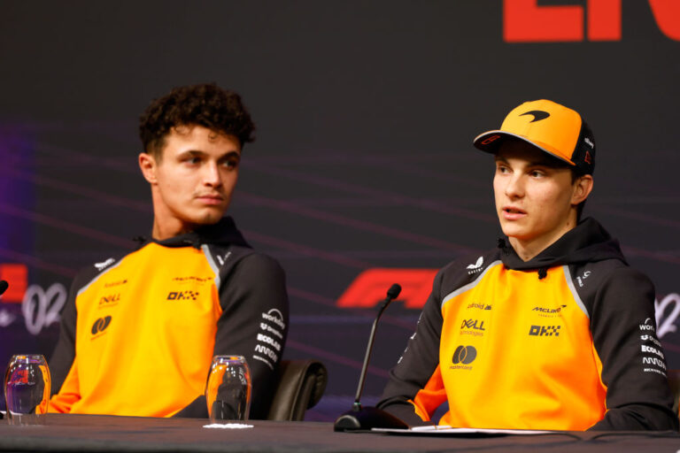 McLaren defiende su libertad de lucha: Piastri y Norris restan importancia a las órdenes de equipo