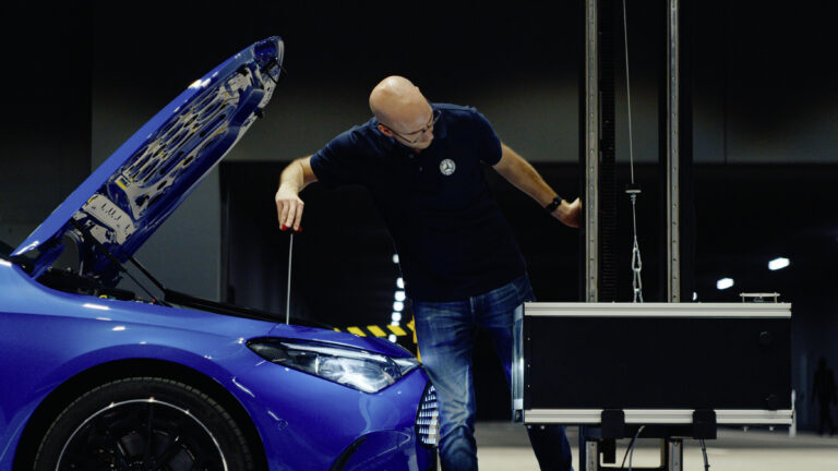 Mercedes-Benz amplía su campo de pruebas en Immendingen con un nuevo centro de iluminación de vanguardia