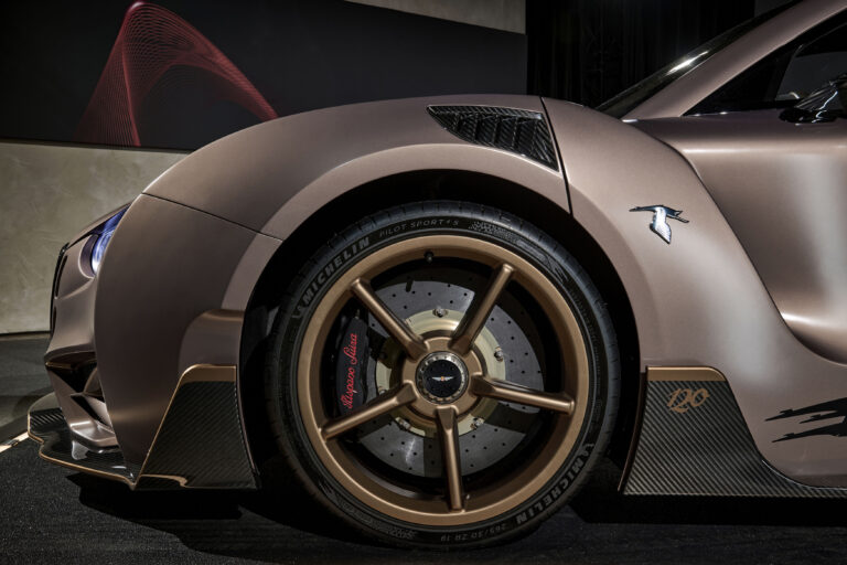 Hispano Suiza y Michelin renuevan su alianza con el Carmen Sagrera