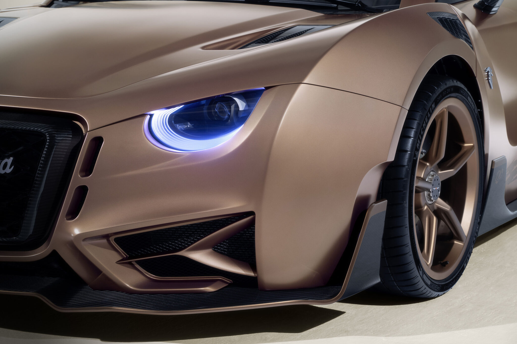 Hispano Suiza y Michelin renuevan su alianza con el Carmen Sagrera