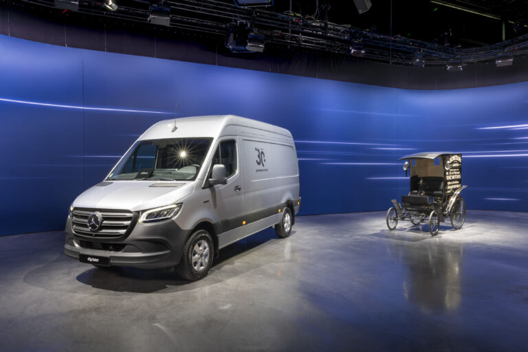 Mercedes-Benz Vans celebra 130 años de innovación y anticipa el futuro de la Sprinter