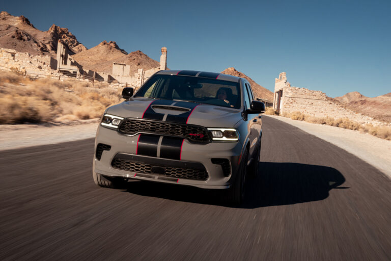 Dodge reabre pedidos del Durango GT V6 y amplía la oferta de motores para 2026
