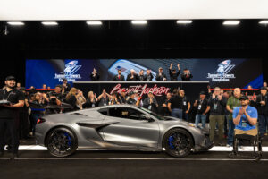 Un Corvette ZR1X único se vende por 2,6 millones de dólares en Barrett-Jackson a beneficio de Tunnel to Towers