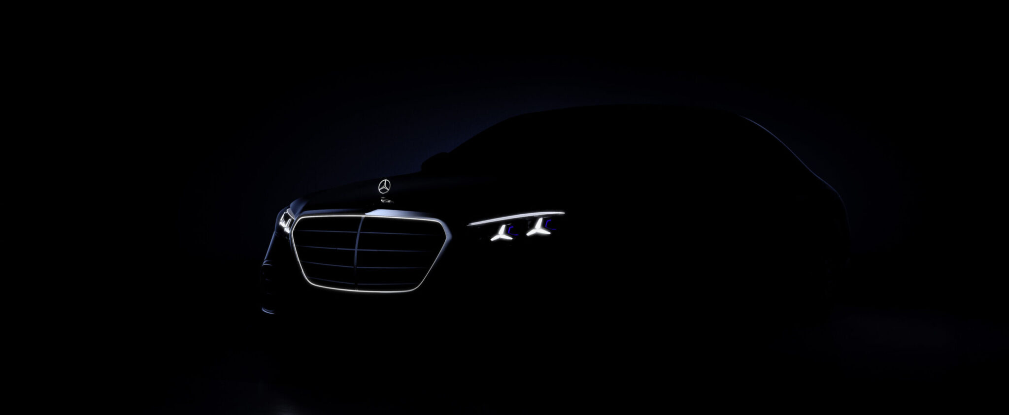 Mercedes-Benz celebra 140 años reinventando el automóvil y mirando al futuro