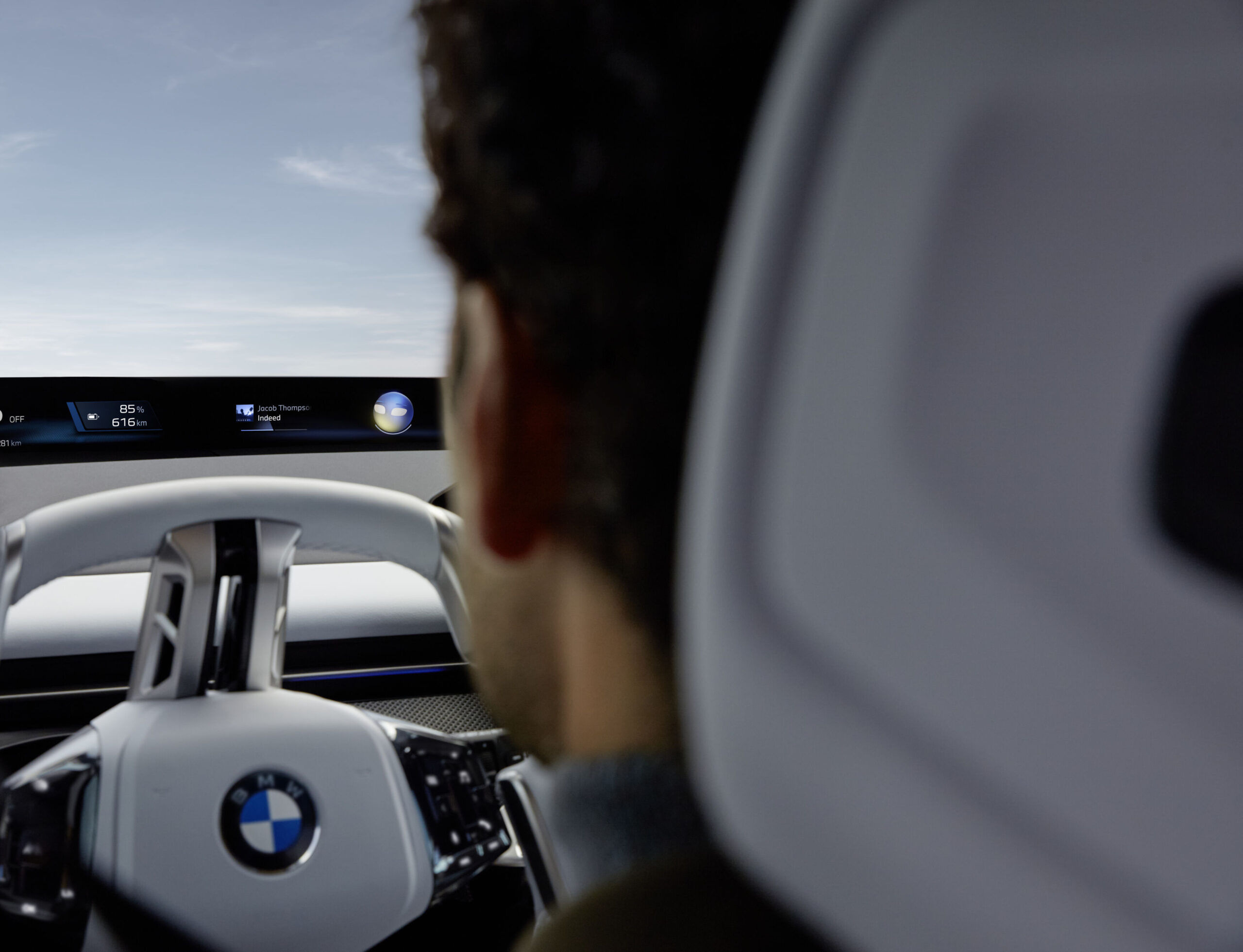 BMW lleva la interacción por voz a un nuevo nivel: su Asistente Personal Inteligente integrará Amazon Alexa+ desde 2026