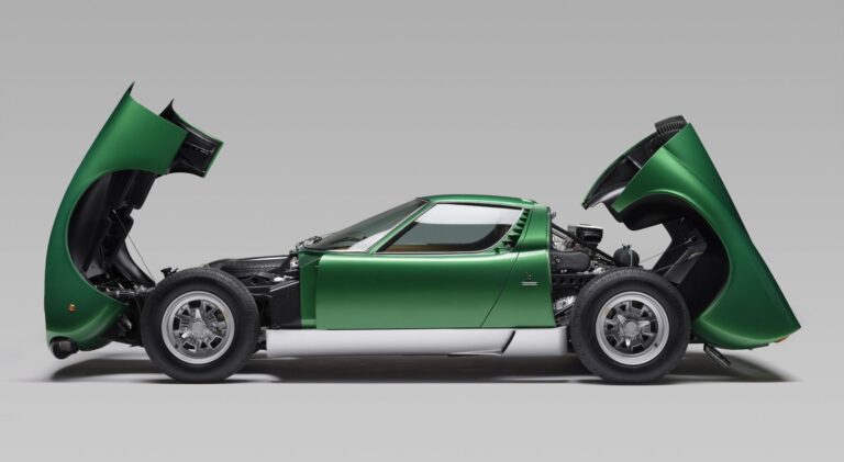 Lamborghini Miura: 60 años del superdeportivo que cambió la historia