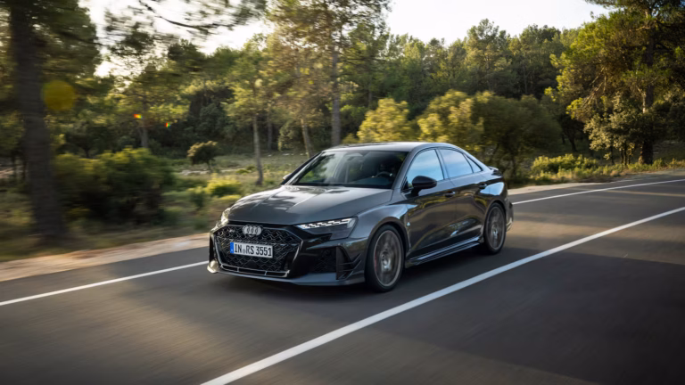 Audi celebra 50 años de su motor de cinco cilindros con el exclusivo Audi RS 3 Competition Limited