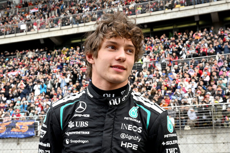 Wolff pide calma con Antonelli: “Es demasiado pronto para hablar del título”