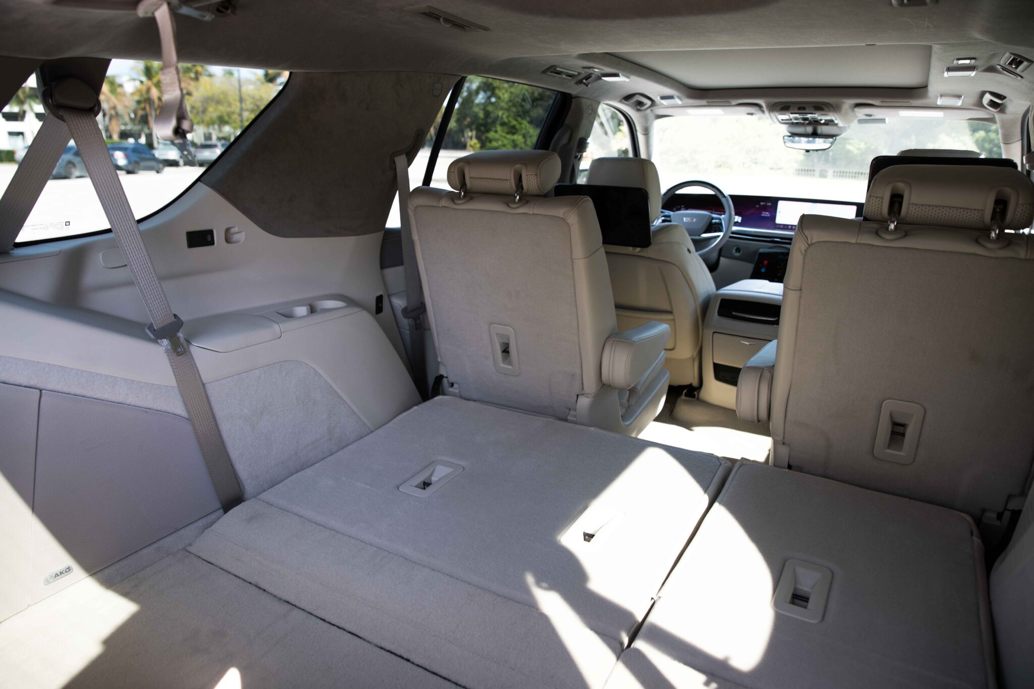 2026 Cadillac Escalade Platinum Sport AWD - ¿El SUV de lujo definitivo?