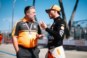 Zak Brown considera “vital” volver a ganar las 500 Millas de Indianápolis con McLaren