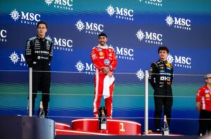 Hamilton lidera el primer podio completamente británico de la Fórmula 1 en 58 años