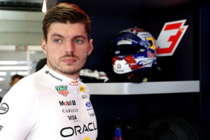 Max Verstappen pide un reinicio tras otro susto en Silverstone: «Fue súper peligroso»