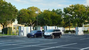 Electrify America inaugura en Orlando su mayor estación de carga para vehículos eléctricos