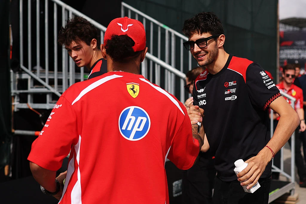 Lewis Hamilton mostró su apoyo a Esteban Ocon tras su salida de Haas: «Fue agradable»
