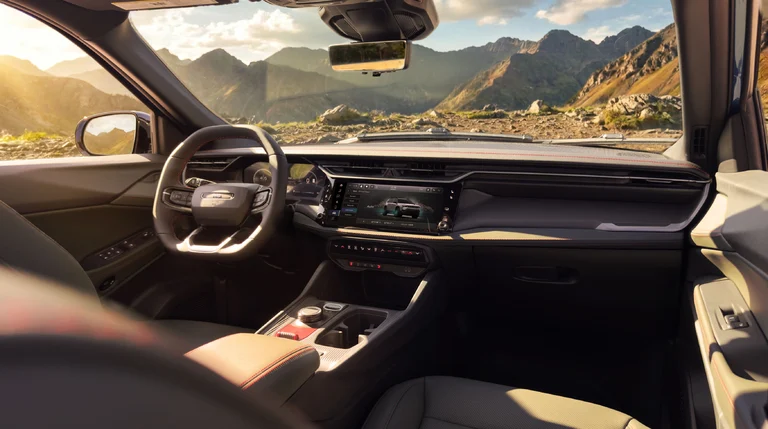 Jeep Cherokee 2027: llega el Trailhawk y se amplía la gama del SUV híbrido