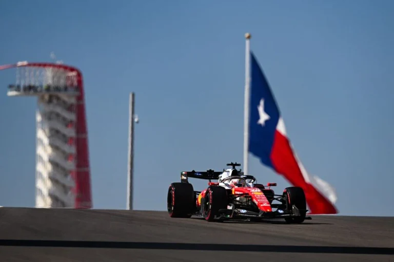 Ferrari marca el ritmo en Austin: Leclerc lidera la FP2 del GP de Estados Unidos por apenas 42 milésimas