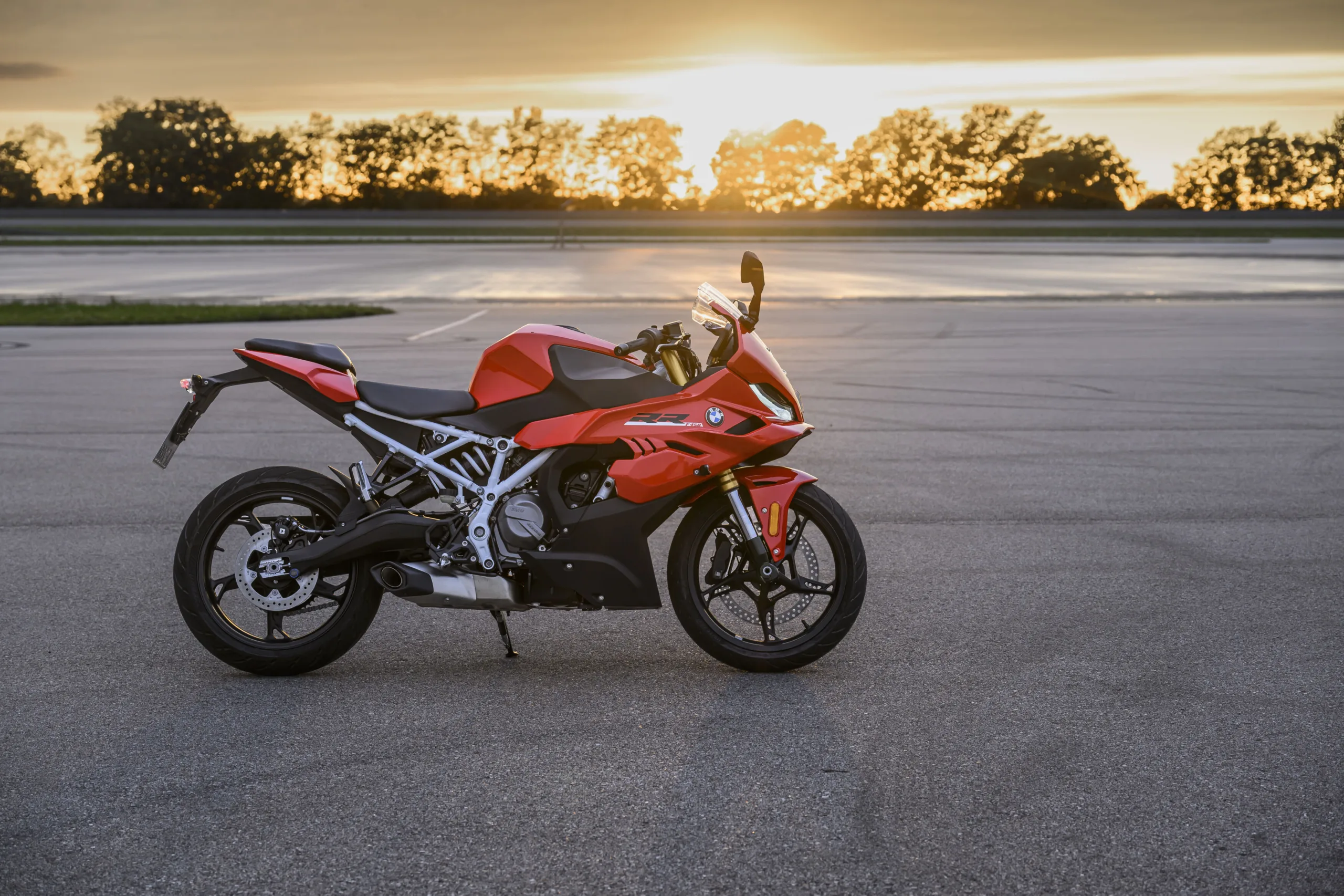 BMW F 450 RR 2027: una nueva supersport ligera con ADN de competición