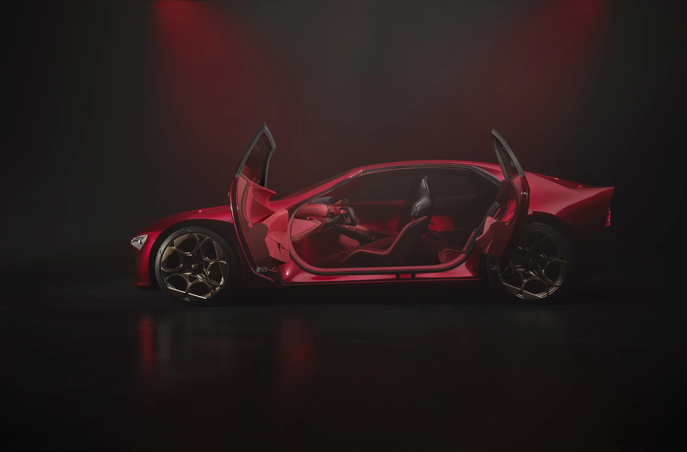 Alfa Romeo Cuorerosso con las puertas abiertas, que muestran su interior con cuatro asientos individuales