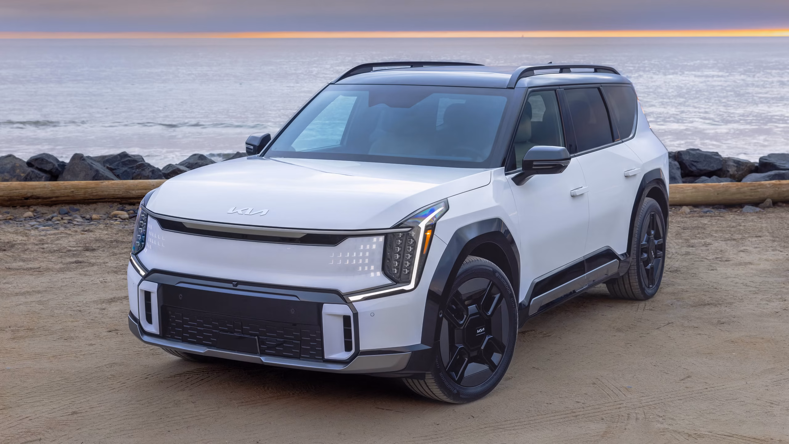 Kia EV9 2027 mejora su equipamiento de serie con aumentos moderados de precio