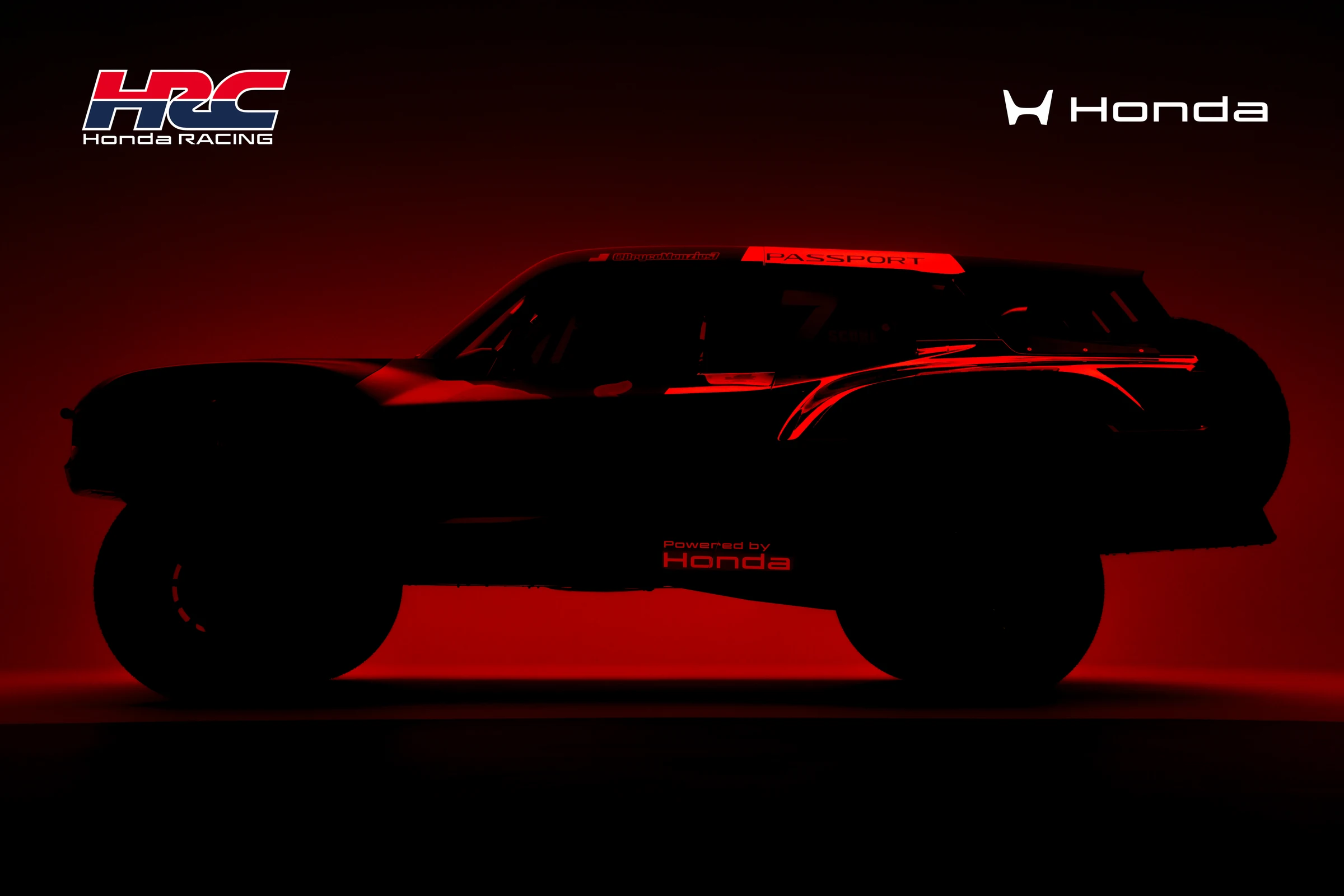 Silueta roja de la Honda Passport Baja Spec, el Trophy Truck con el que Honda irá al Baja 500, con los logos de HRC y Honda